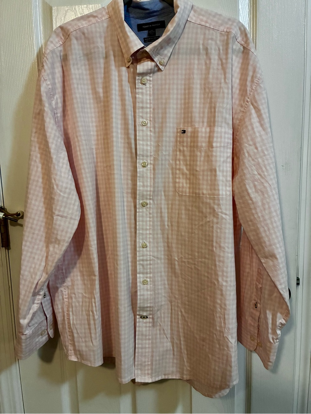 Tommy Hilfiger Men’s Light Pink Gingham Button-Down Shirt